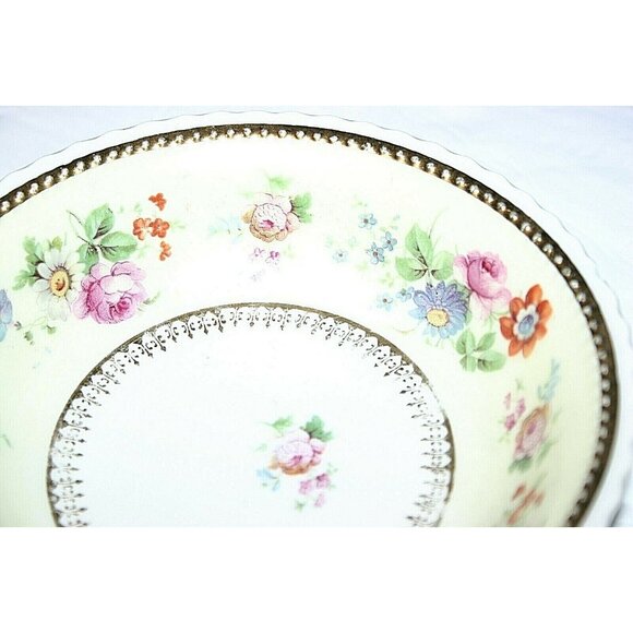 Koenigszelt Silesia Germany scalloped bowls set of 5 flower gold trim dish 5" - Picture 4 of 9